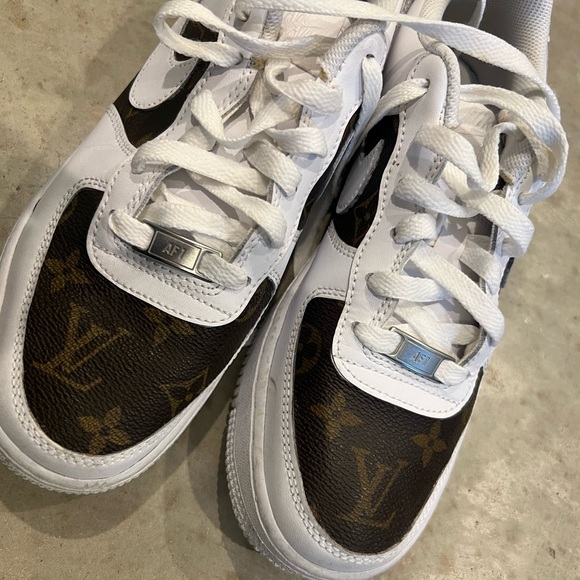 Louis Vuitton Air Forces / One Twelves - Picture 4 of 8